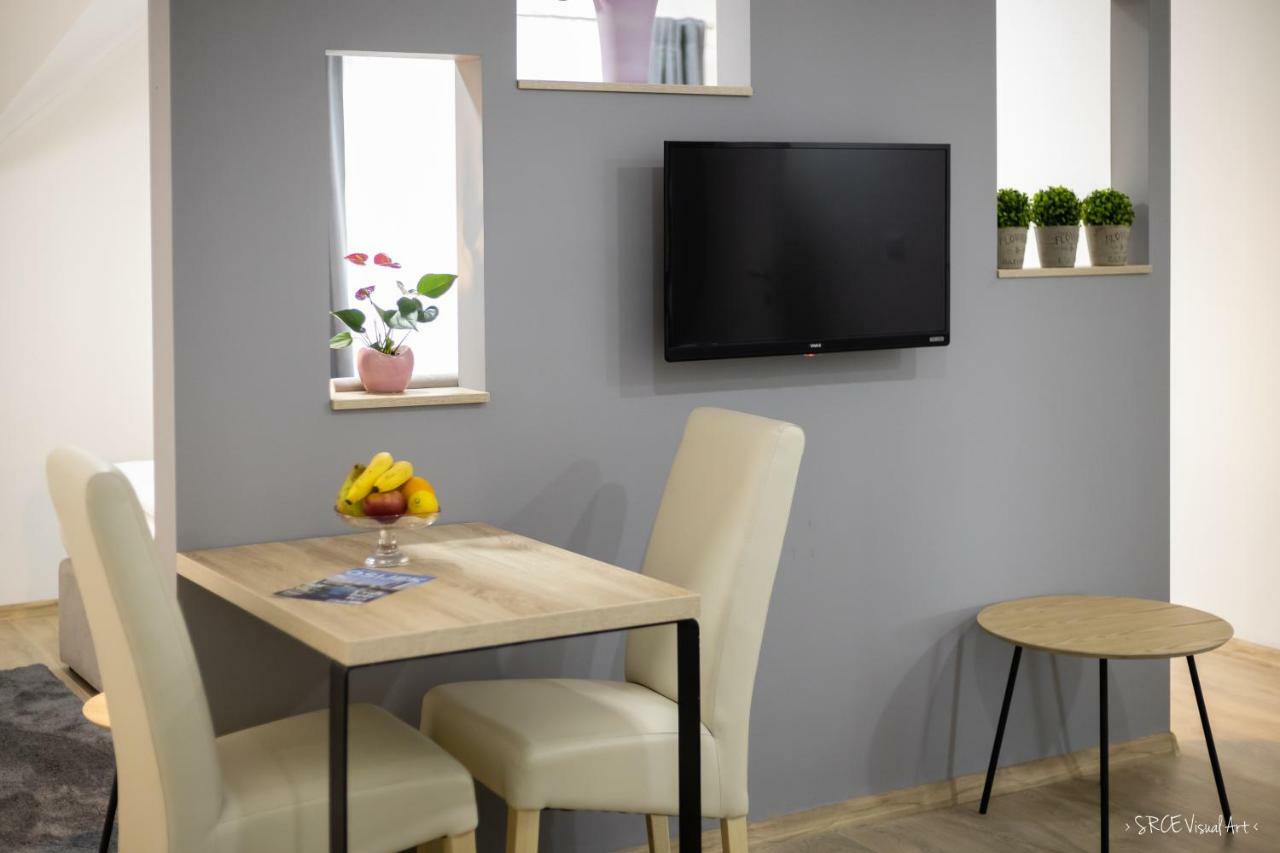 Apartmani Gundulic Osijek Exteriér fotografie